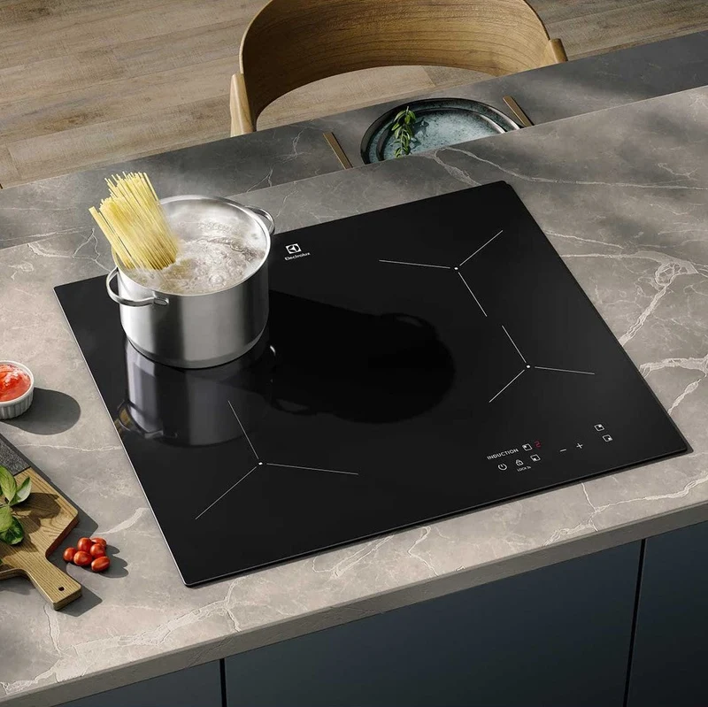 Encimera a Inducción 4 Platos Vitrocerámica y PowerBoost IE6LP Electrolux