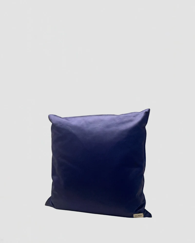 COJÍN FENDI