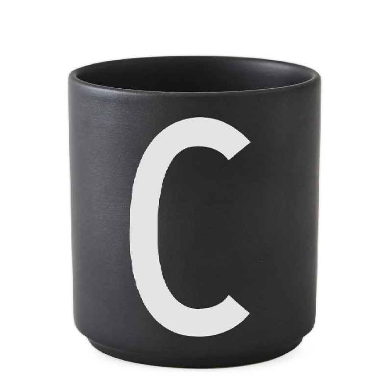 Taza Negro De Porcelana - C Design Letters