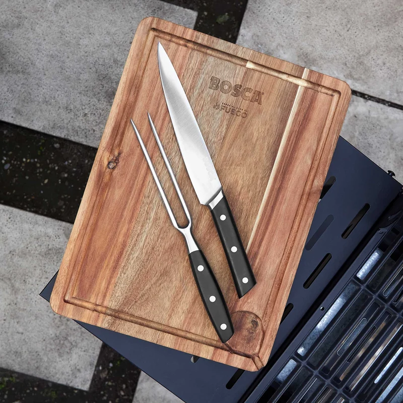 Tabla Parrillera + Cuchillo y Tenedor Bosca