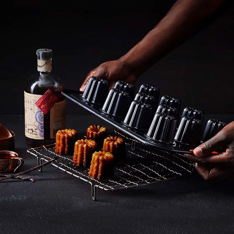 Molde antiadherente para canelés de Le Creuset